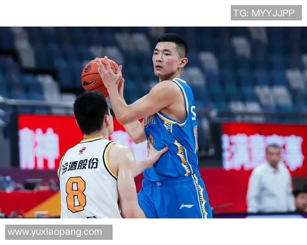 CBA精彩回放山东队对阵上海队的激烈比赛全程录像分析